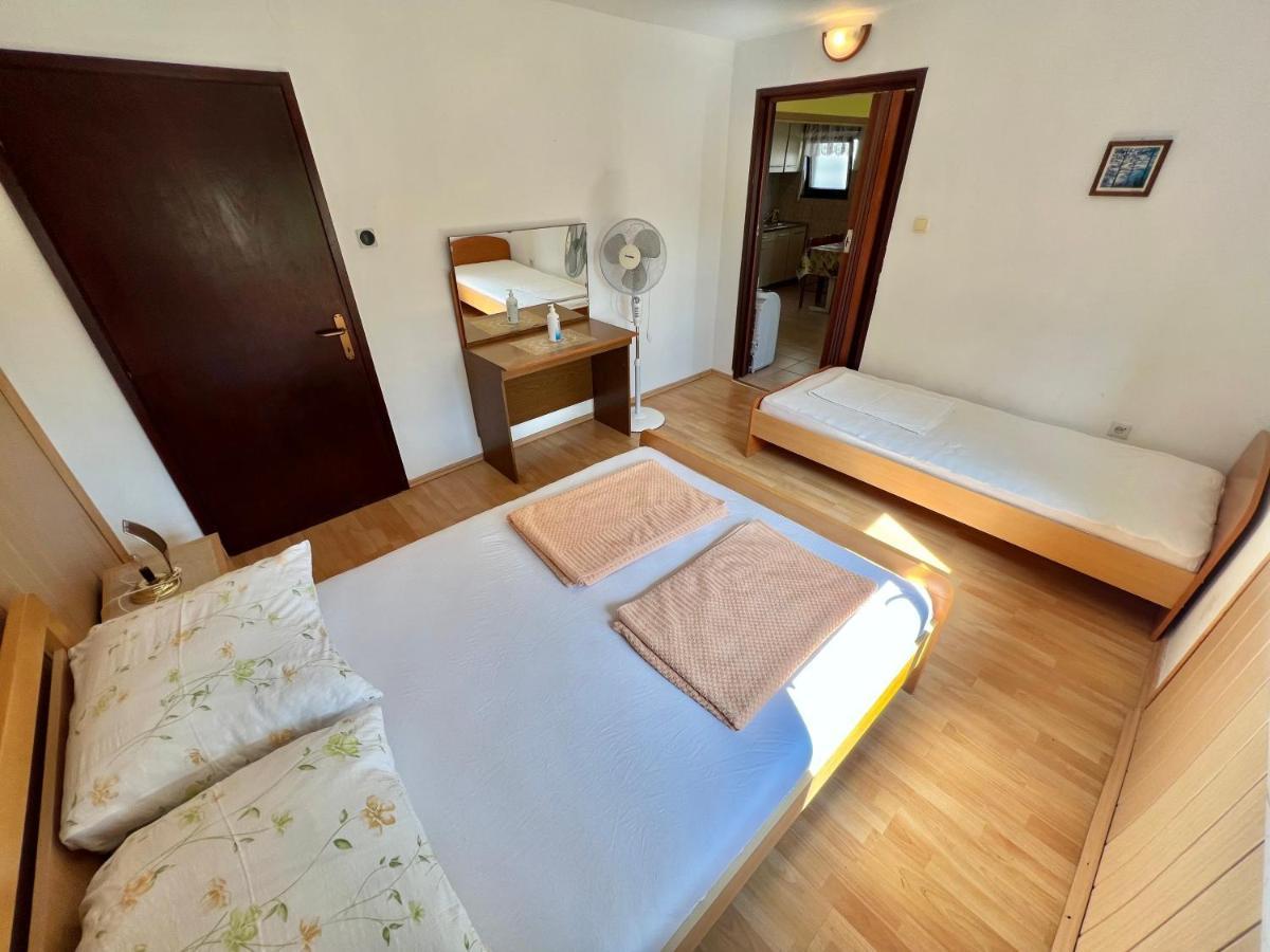 Apartmani Marija Драмаль Экстерьер фото