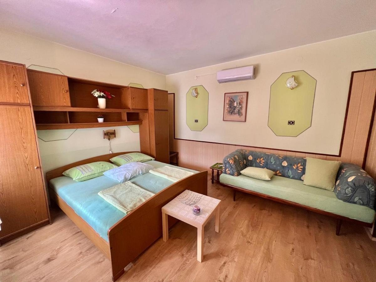Apartmani Marija Драмаль Экстерьер фото